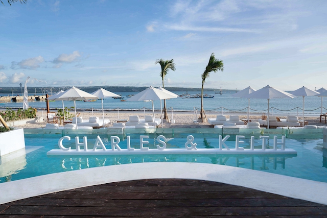 Charles And Keith Mengambil Alih Azure Beach Restaurant Di Bali Untuk