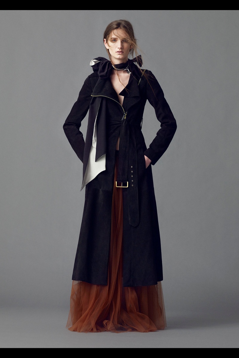 Suguhan Estetis dari Marni