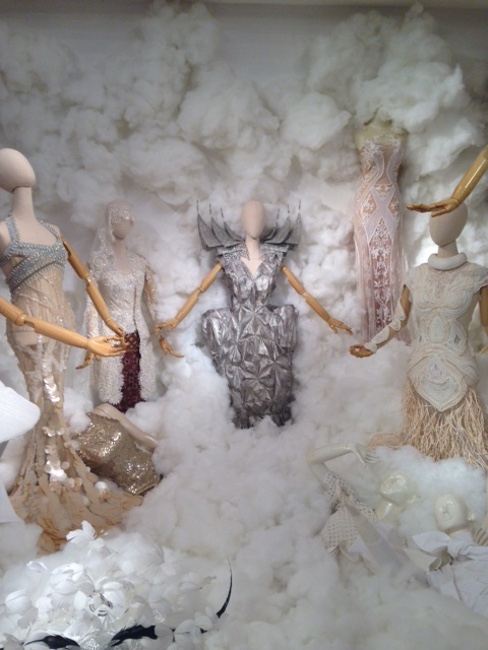 Pameran Fashion Empat Dekade Studio One