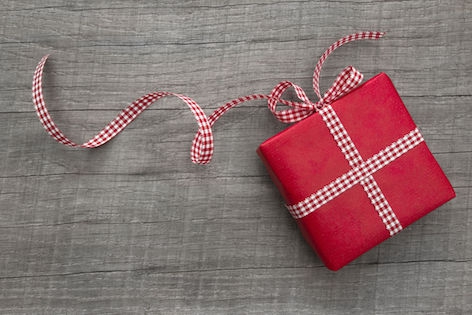 12 Ide Kado Natal Penuh Kesan untuk Orang Tersayang