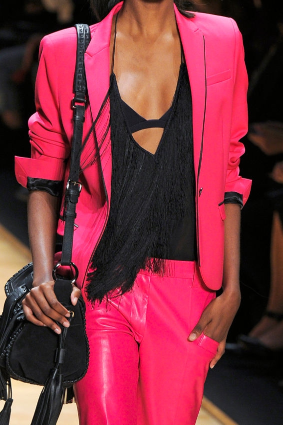 Warna Pink jadi Simbol Rock n Roll?