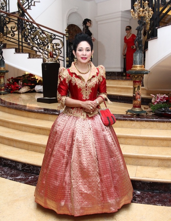 Pesta Topeng Gaya Victorian