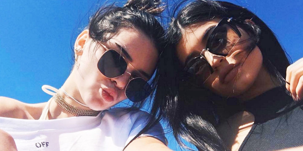 Kolaborasi Kendall Jenner & Fantasi Lady Gaga