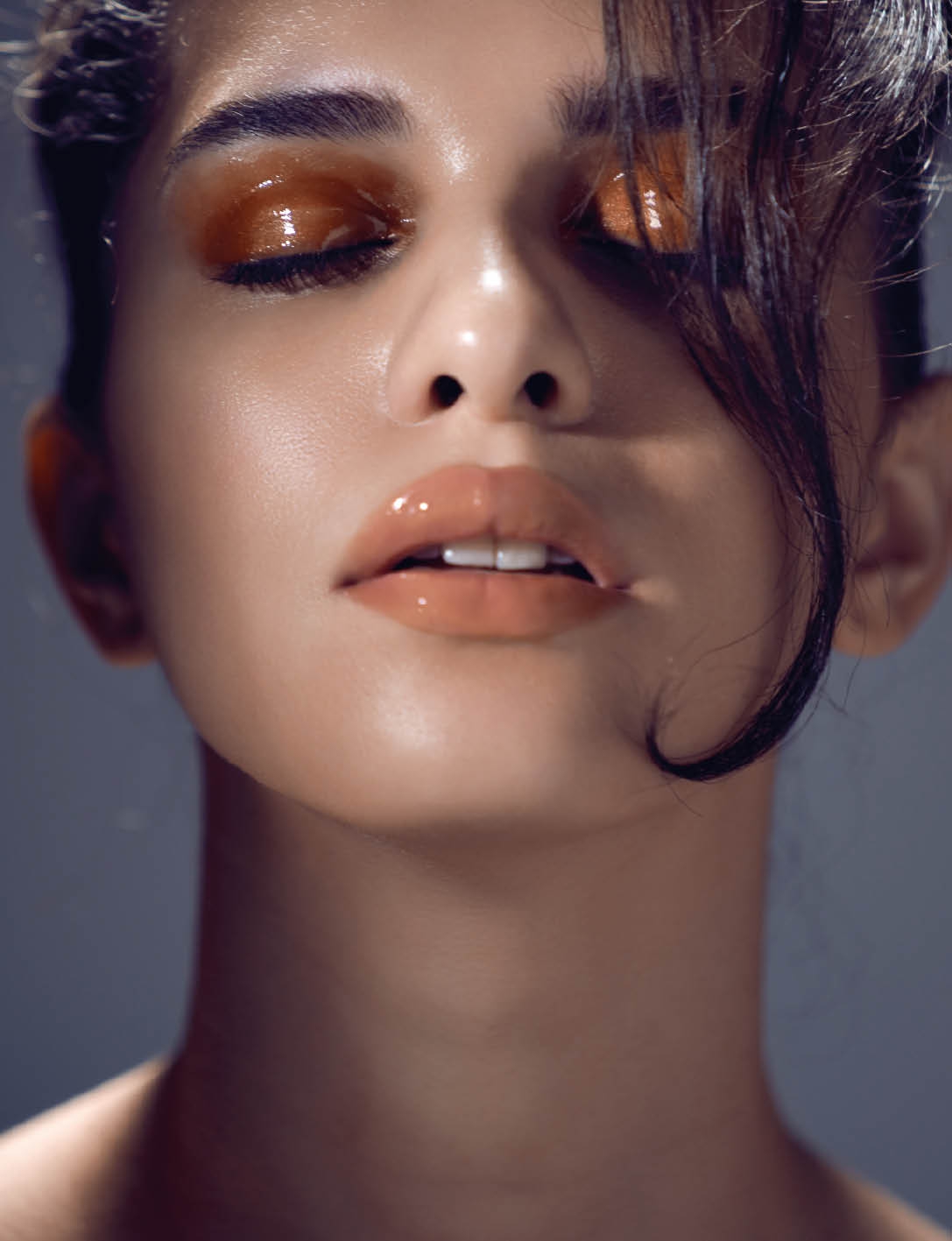 Beauty Spread: Into The Gloss
