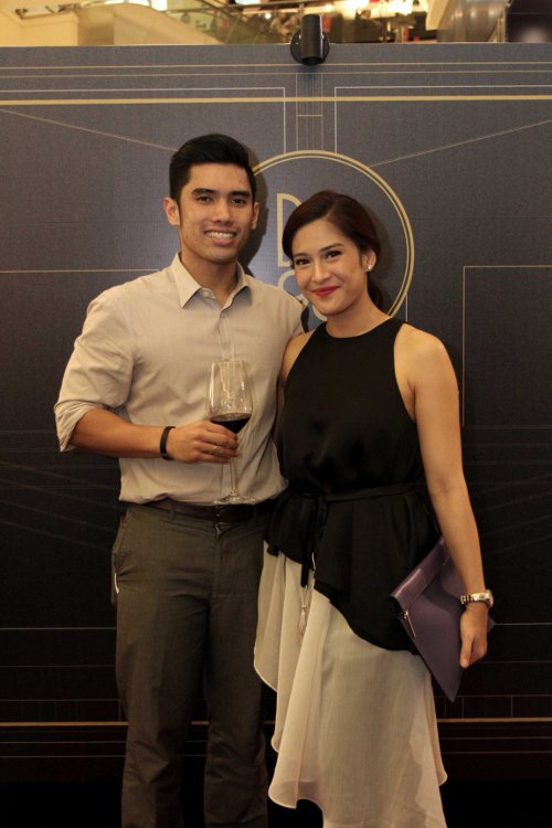 Desain Menawan untuk Peringatan Istimewa