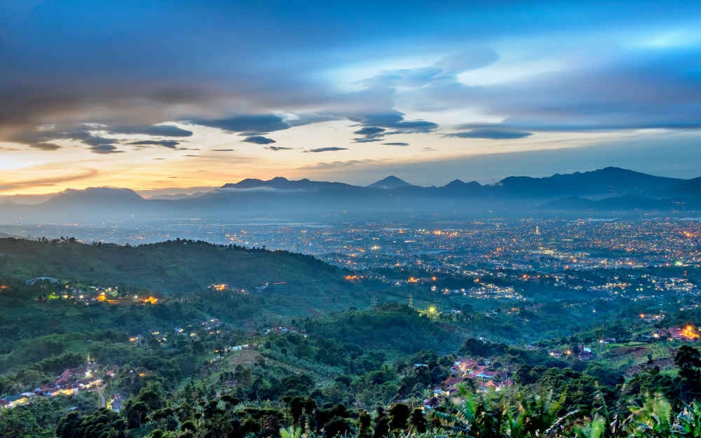 Rekomendasi Tempat Liburan di Bandung Saat Weekend