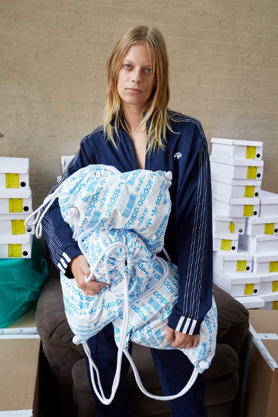 Foto Kampanye Lini Kolaborasi Adidas & Alexander Wang