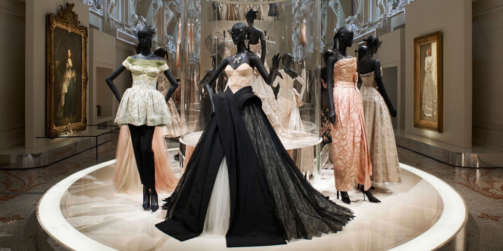 Kilas Ekshibisi Christian Dior: Designer of Dreams
