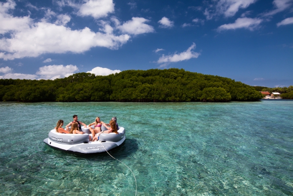 Destinasi Pulau Tropis