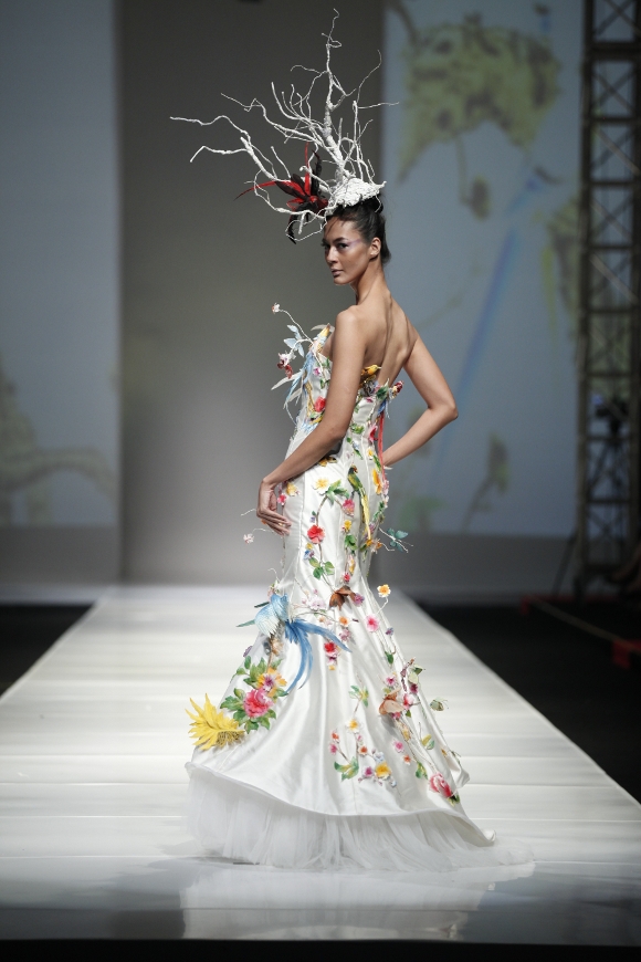 Bazaar Fashion Festival : Sutanto Danuwidjaja