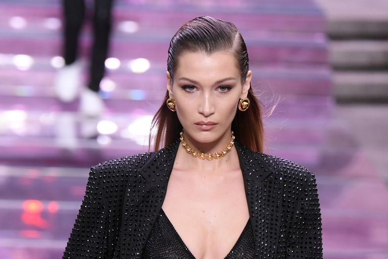 Bella Hadid Beri Donasi untuk Ledakan di Beirut
