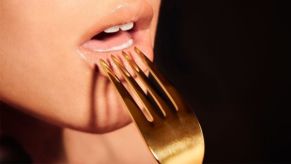 Bagaimana Mengatasi Emotional Eating? 