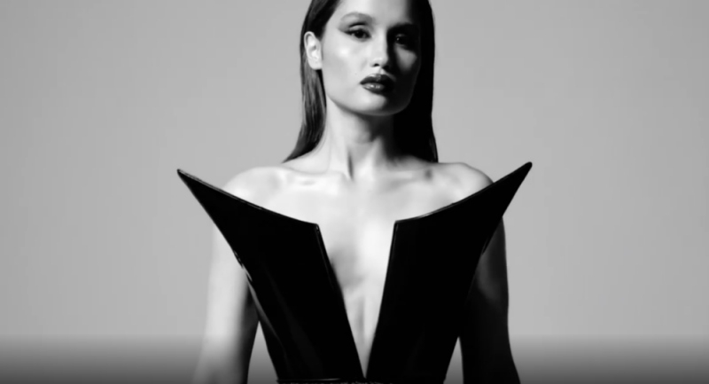 Cinta Laura Sedang Merindukan Foto Fashion