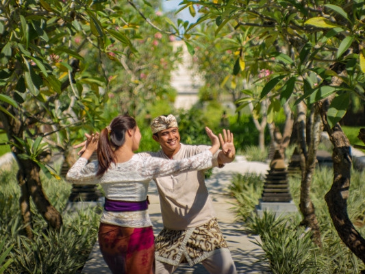 Mengenal Kebudayaan Bali di The Ritz-Carlton Bali