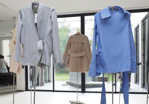 Presentasi Fashion Ala Tangan
