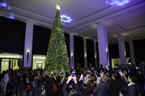 Pohon Natal Bulgari Pertama di Indonesia