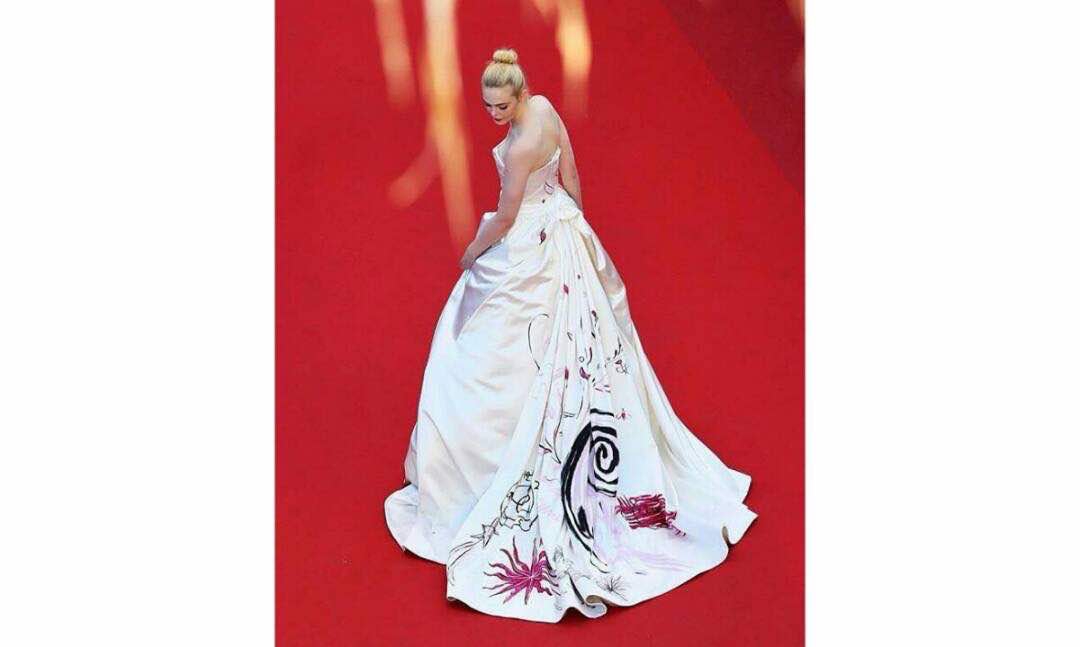 Fakta Unik Gaun Elle Fanning di Cannes Film Festival