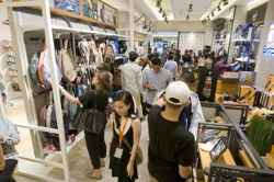 Bratpack Membuka Gerai Baru di PIM 2