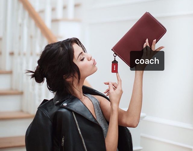 Kolaborasi Coach dengan Selena Gomez