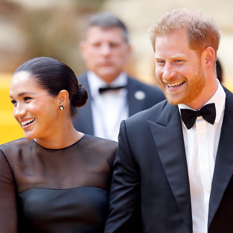 Harry & Meghan Tengah Kerjakan Proyek Rahasia Hollywood