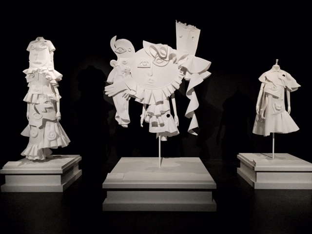 Pameran Viktor&Rolf: Peleburan Mode & Seni Sesungguhnya