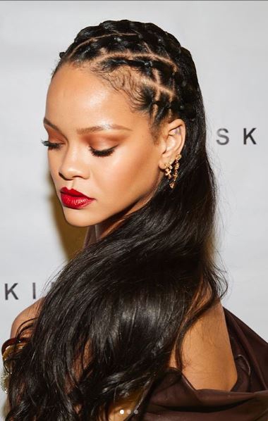 Reaksi Rihanna Terhadap Video Viral Melania dan Donald Trump