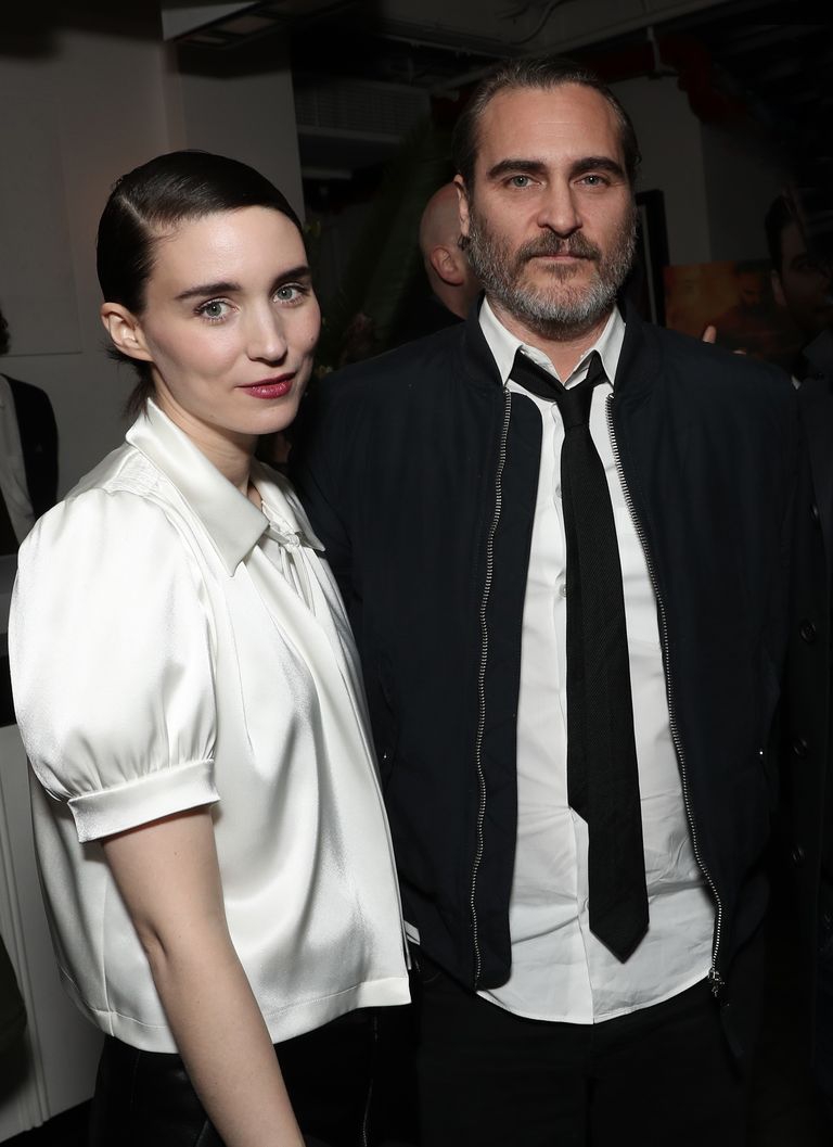 Joaquin Phoenix & Rooney Mara Sambut Putra Pertama, River
