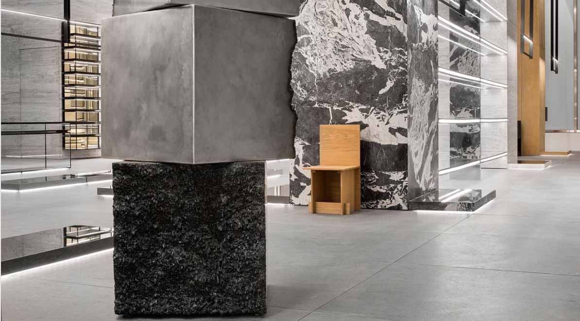 Hedi Slimane Mendesain Butik Celine Terbaru