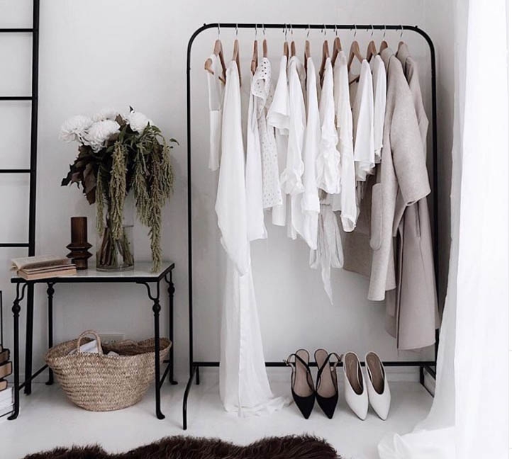 Mengenal Istilah Capsule Wardrobe di Dunia Fashion