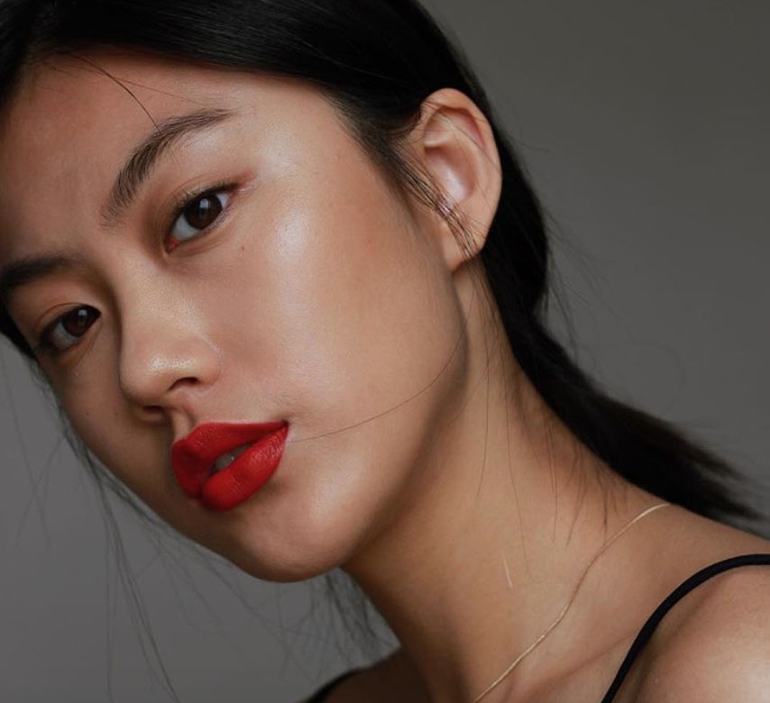 Rekomendasi Bronzer Terbaik untuk Efek Tampilan Eksotis