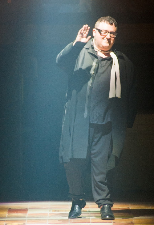 Predikat Baru Alber Elbaz