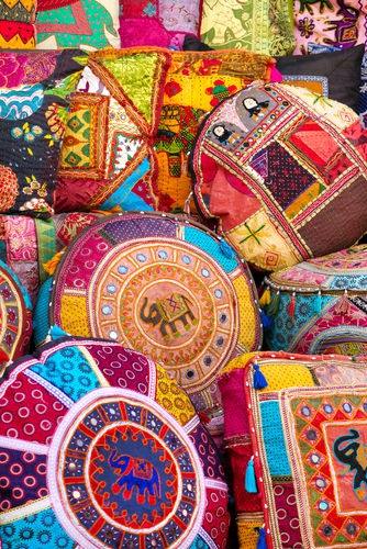 4 Pernak-Pernik Etnik untuk Mempercantik Rumah