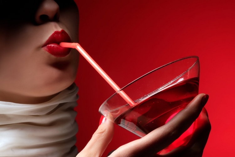 Di Balik Mitos Red Wine