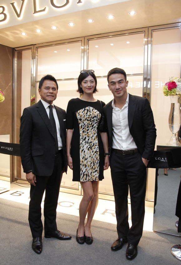 Tamu Spesial Butik Mewah