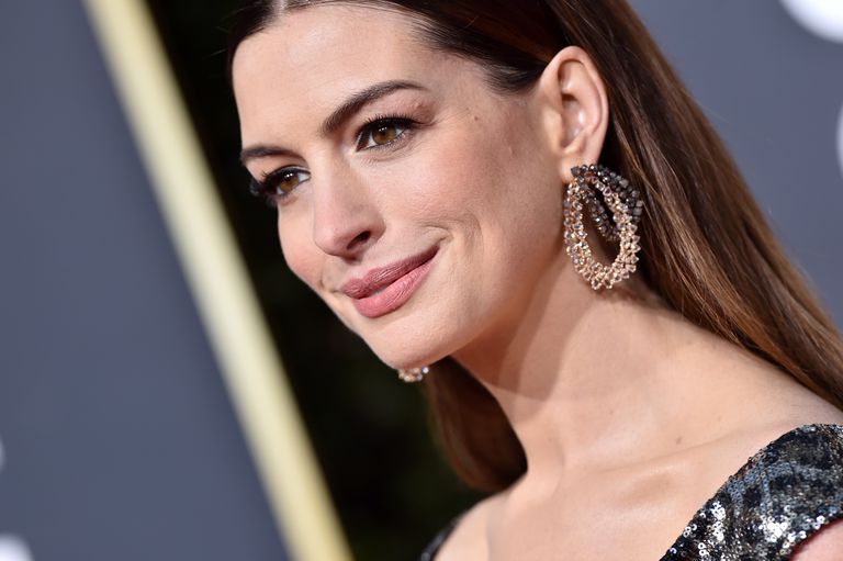 Anne Hathaway Mendapatkan Peran Penjahat Pertamanya