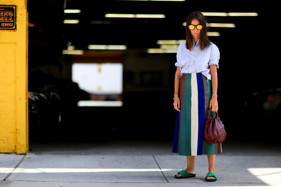 Tips Styling: Padu Padan Busana Bermotif Garis