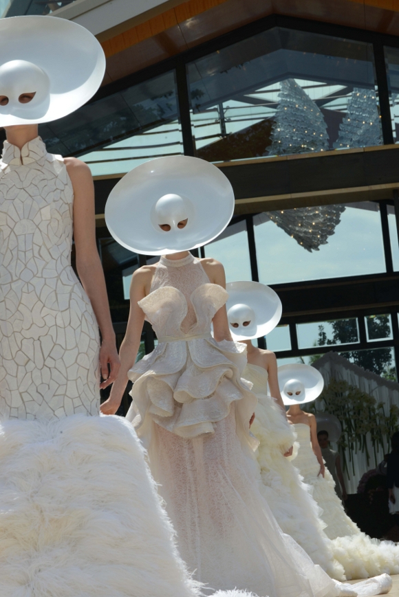 Peragaan Adrian Gan di Bali