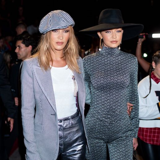Lagi, Bella dan Gigi Tampil Seragam di Show TommyxZendaya