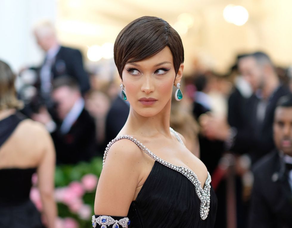 Tampilan Bella Hadid Jika Met Gala Tetap Diadakan Tahun Ini