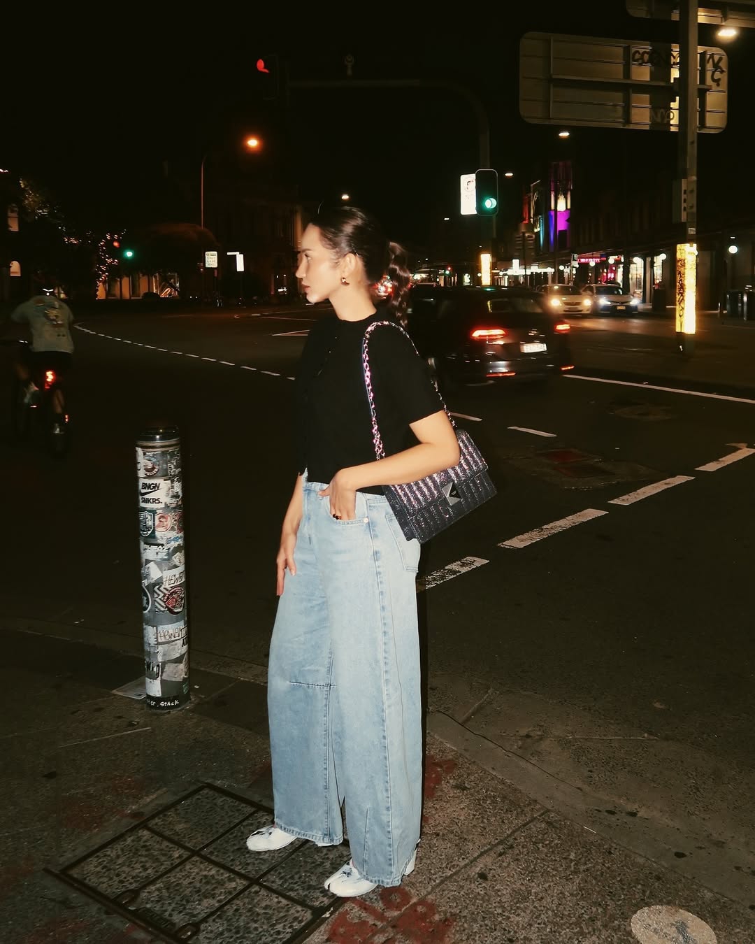 Inspirasi Memadukan Denim ala Enzy Storia