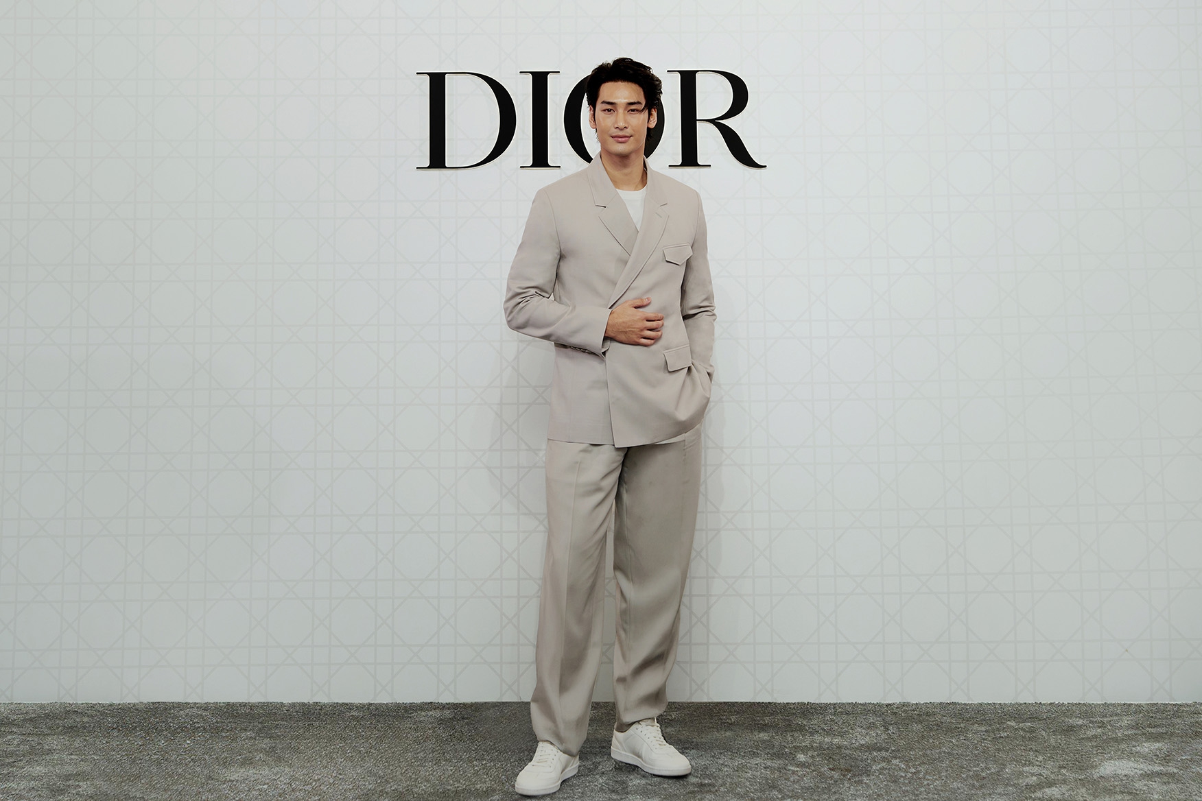 Pembukaan Kembali Butik Dior Plaza Indonesia bersama Apo Nattawin
