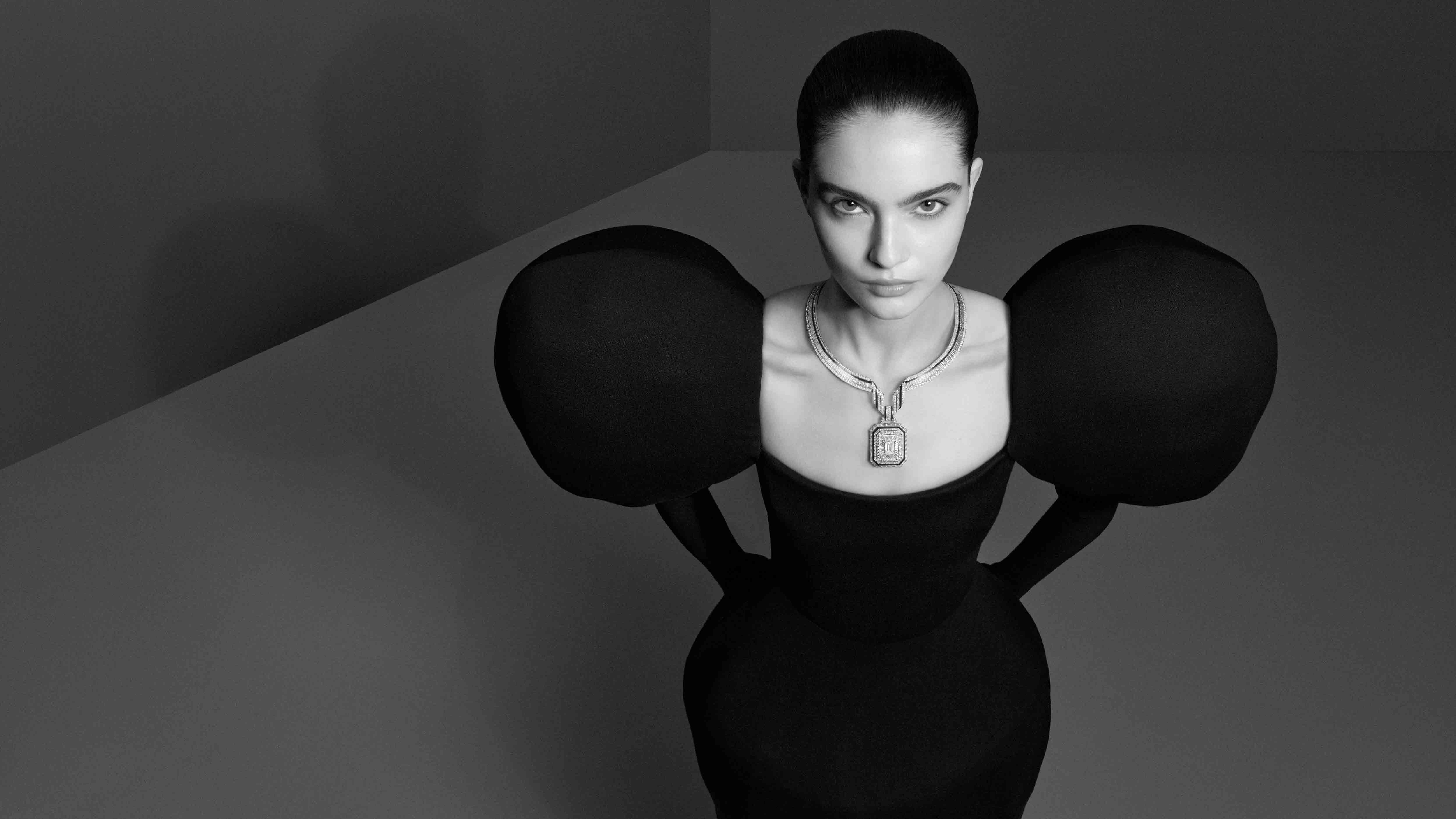 HAL-HAL  YANG PERLU DIKETAHUI TENTANG BOUCHERON