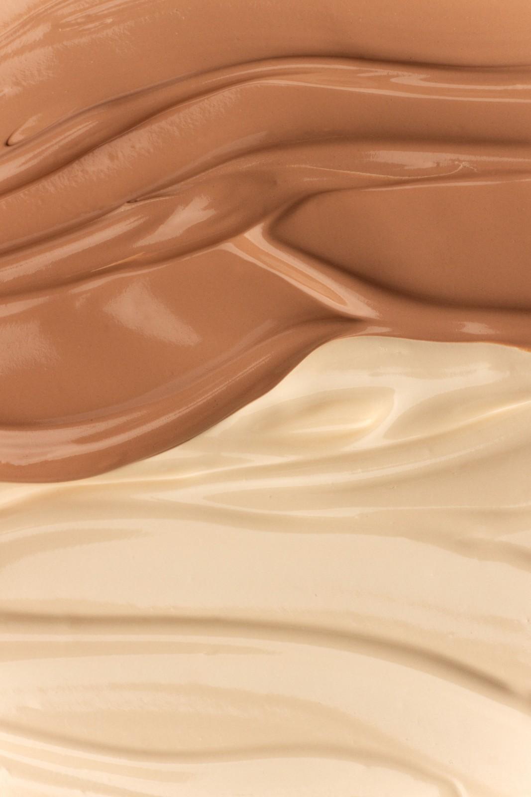 Perbedaan Skin Tint dan Foundation yang Wajib Diketahui