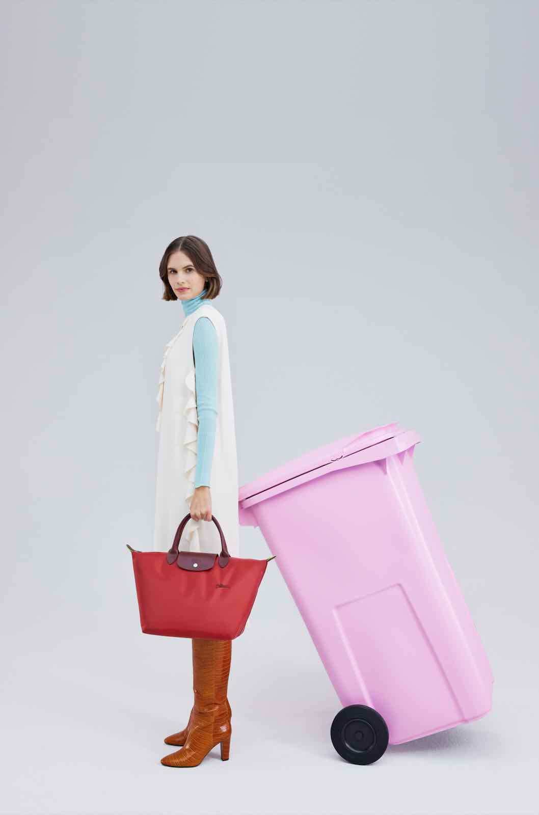 Tas Ikonis Longchamp Le Pliage Mengusung Isu Ramah Lingkungan Dalam Material Nilon Daur Ulang