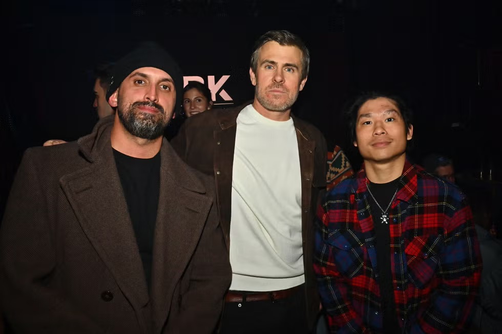 Pax Jolie-Pitt bersama sutradara Garrett Patten dan produser Fernando Ferro.