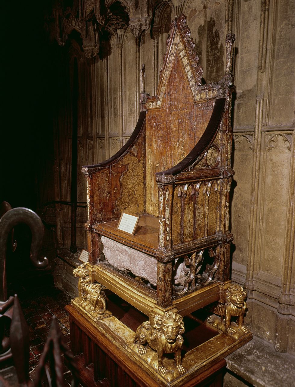 Kursi penobatan atau kursi Raja Edward