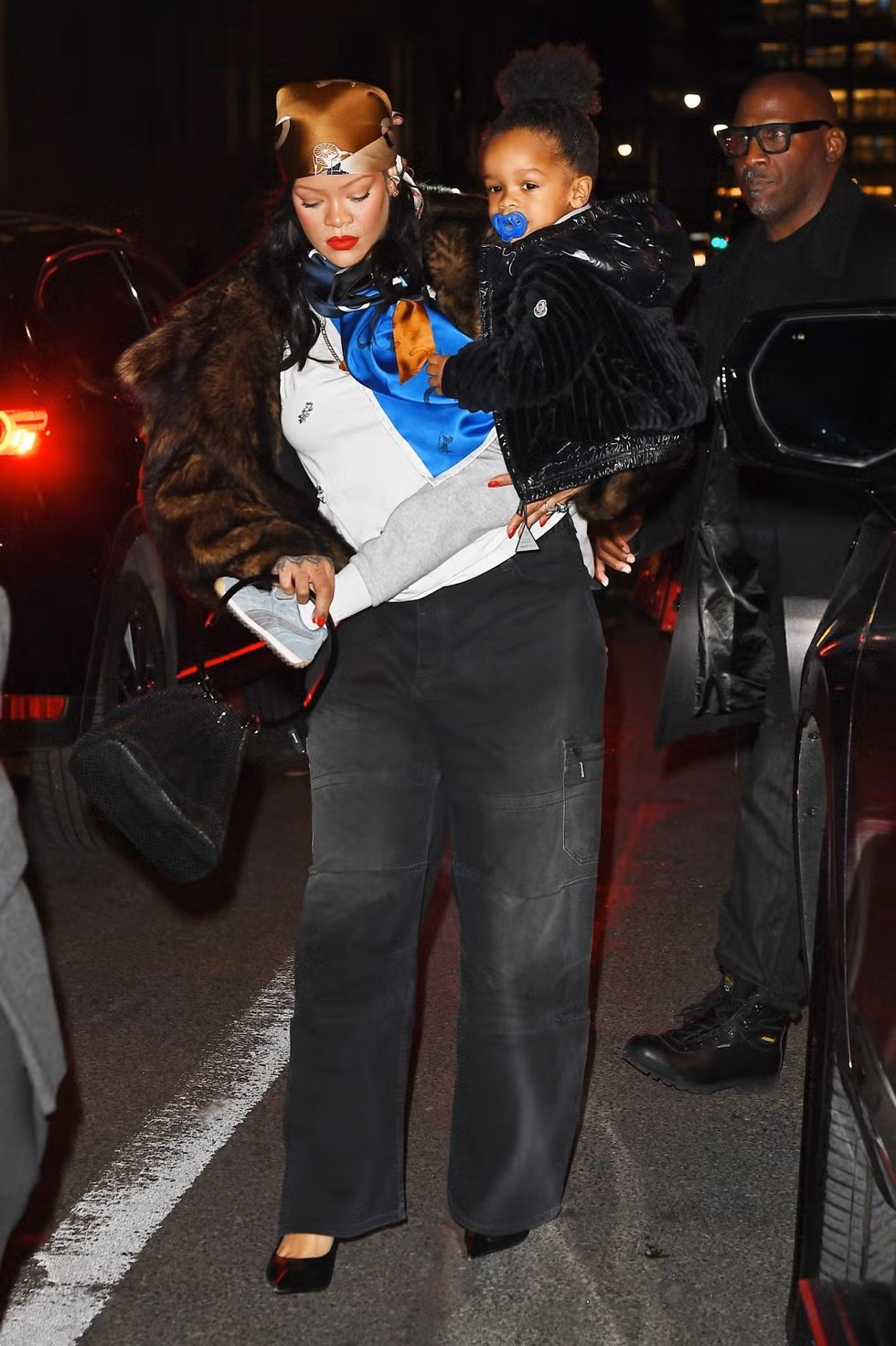 Rihanna dan A$AP Rocky Mengajak Kedua Anaknya Bermain dalam Kegiatan Keluarga yang Penuh Gaya