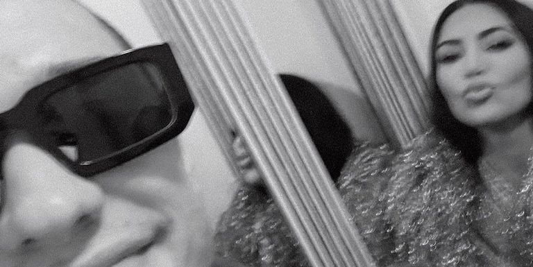 Kim Kardashian & Pete Davidson Meresmikan Hubungan Mereka di Instagram