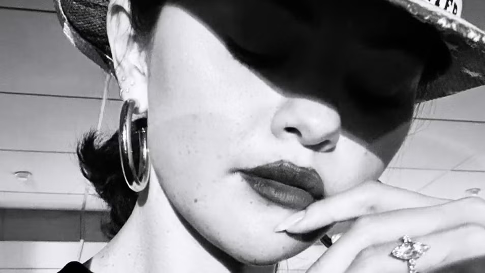 Selena Gomez Tampil Bergaya Koboi untuk Cowboy Carter