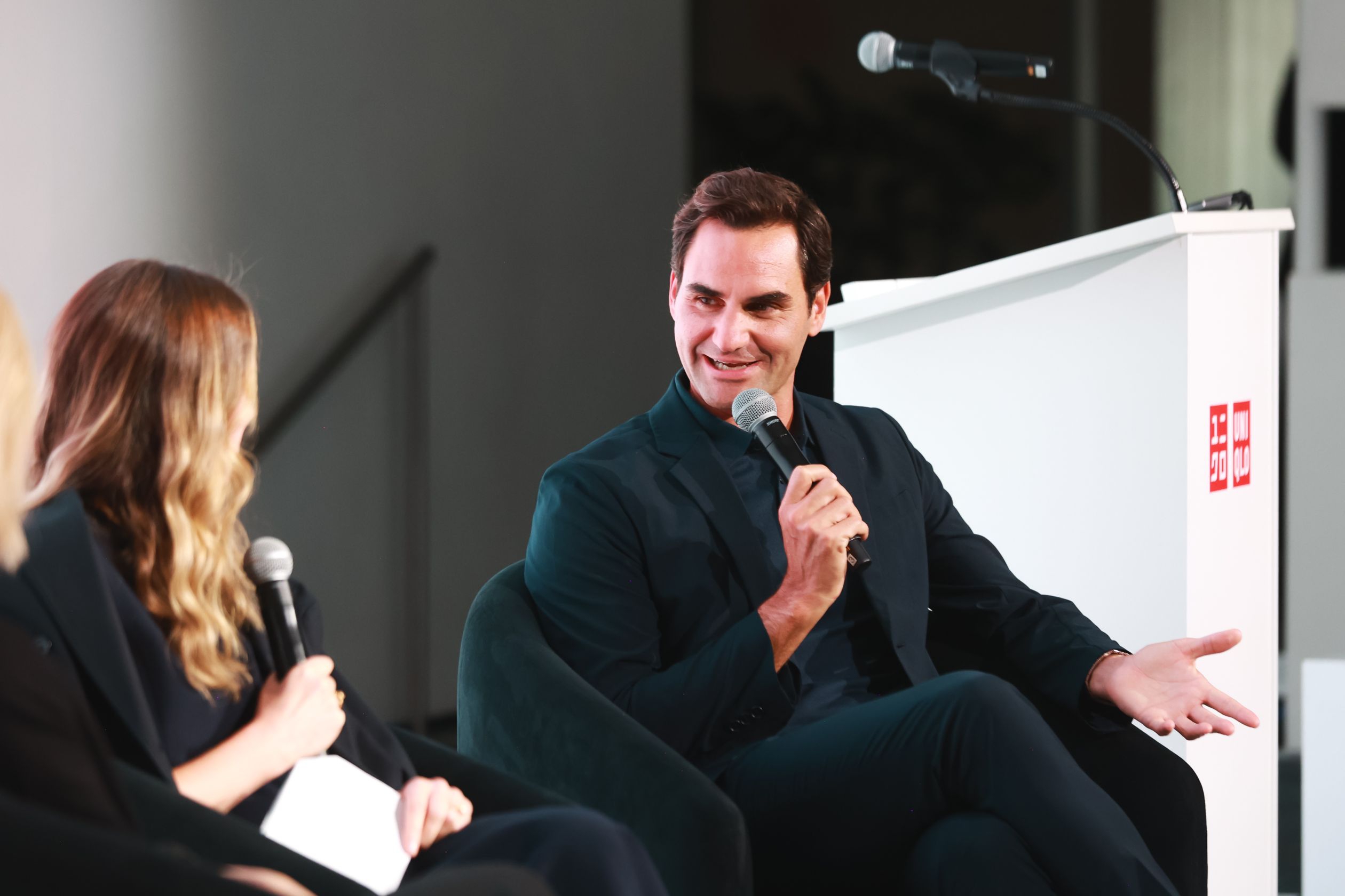 Roger Federer Bicara Eksklusif tentang Inovasi dan Filosofi Hidup bersama Uniqlo Lifewear